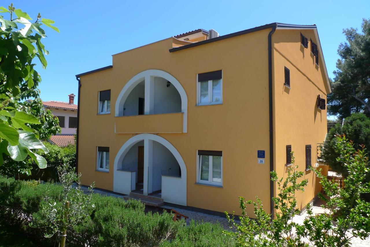 Studio Apartments Seka Ρόβινι Εξωτερικό φωτογραφία